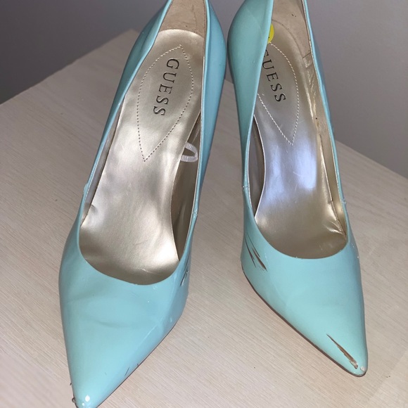 Guess turquoise patent Pumps - Picture 4 of 7